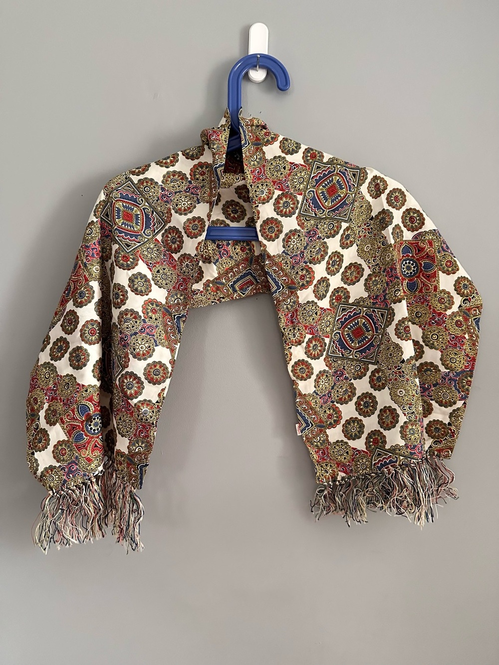 Vintage Style, Paisley, Tasseled Scarf, All Rayon